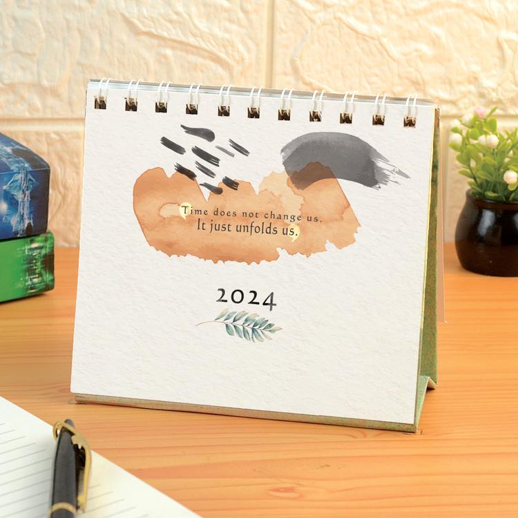 Personalized Desk Calendar